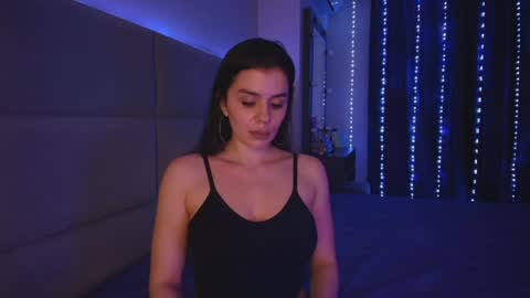 Karlijn online show from April 2026 07:45:02 PM