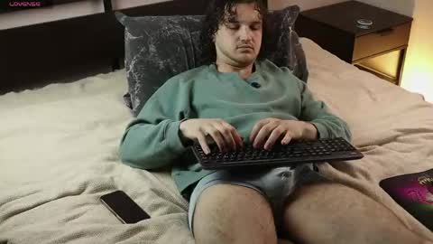 Snapshot of karlos_murphy chatting on June 2026 03:56:02 AM Karlos and Louis online show from June 2026 03:56:02 AM