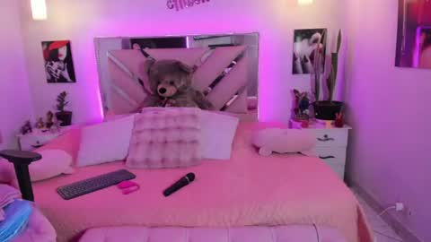 Snapshot of karly_moonn chatting on June 2026 11:56:02 AM Karly Moonns online show from June 2026 11:56:02 AM
