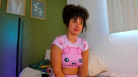 Snapshot of karlye_5 chatting on June 2026 08:57:02 PM Karlye online show from June 2026 08:57:02 PM