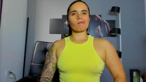   online show from December 2024 09:32:02 PM