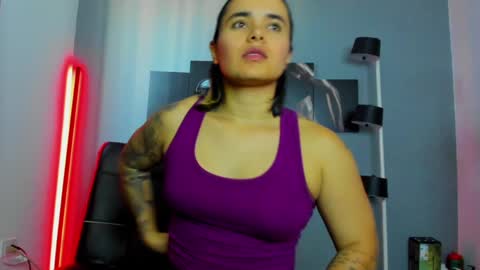   online show from January 2025 01:11:01 PM