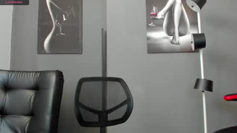   online show from September 2025 04:31:02 PM