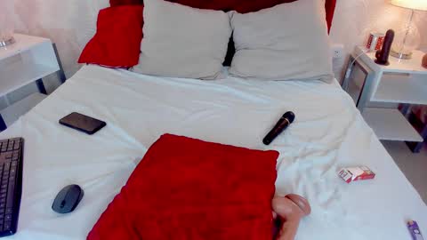 Karly Print online show from February 2025 03:53:01 PM