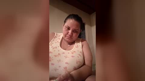 Snapshot of karol103900 chatting on June 2026 01:47:02 AM Karol online show from June 2026 01:47:02 AM