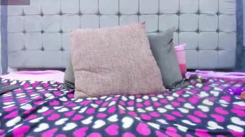 Snapshot of karol_messy chatting on December 2025 03:18:02 PM Karol online show from December 2025 03:18:02 PM