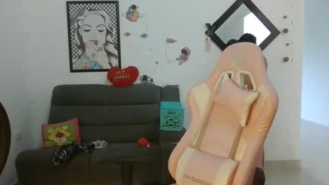    online show from January 2025 01:21:01 PM