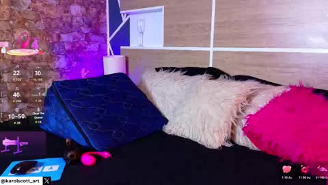 KAROL SCOTT online show from November 2025 10:04:02 PM