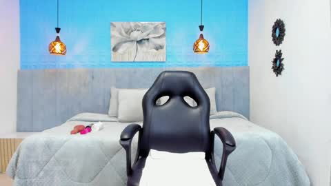 katalina online show from April 2026 10:20:02 AM