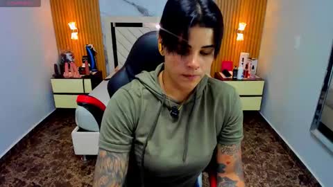 Snapshot of karolandluna chatting on January 2026 07:50:01 PM Karol and Luna online show from January 2026 07:50:01 PM