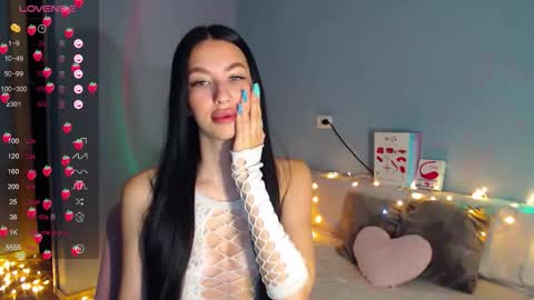 Kira online show from February 2026 02:07:02 AM