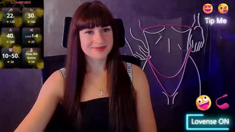 Caroline online show from September 2025 05:44:02 AM