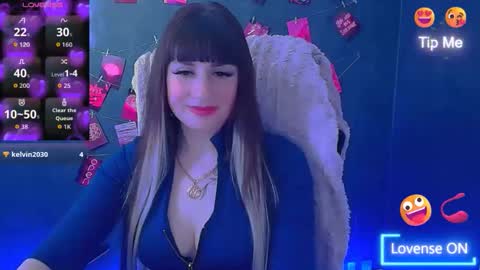 Snapshot of karolina_mia chatting on May 2026 06:09:01 AM Caroline online show from May 2026 06:09:01 AM