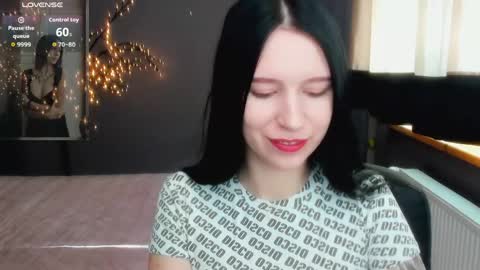 Snapshot of karolinablack chatting on April 2026 05:21:01 AM Karolina online show from April 2026 05:21:01 AM