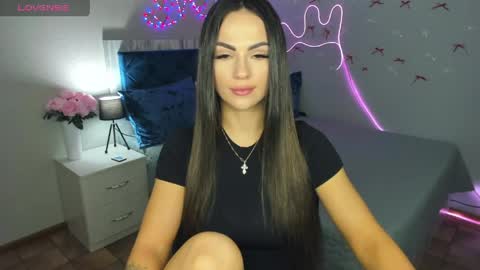 Snapshot of karolinasykes chatting on May 2026 05:35:01 AM Karolina online show from May 2026 05:35:01 AM