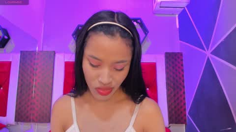 Karol online show from September 2025 12:07:02 PM