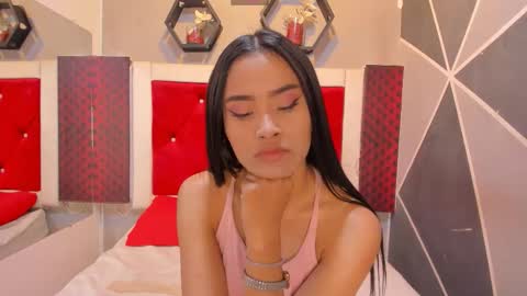 Karol online show from November 2025 12:20:01 PM