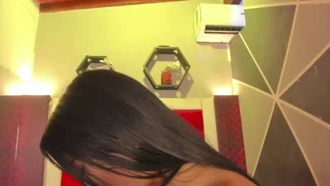 Karol online show from April 2026 11:49:01 AM