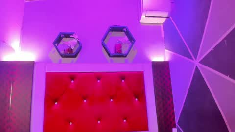 Karol online show from April 2026 11:33:01 AM