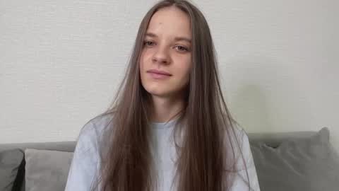 Lia online show from April 2026 04:04:02 PM