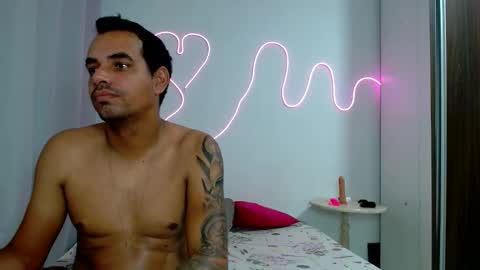 Tamires e Maicon online show from January 2025 10:21:01 PM