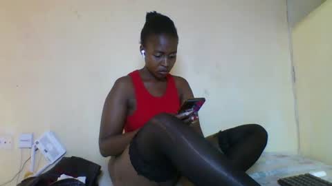 Snapshot of kashy_ chatting on June 2026 07:02:01 PM kashy_ online show from June 2026 07:02:01 PM