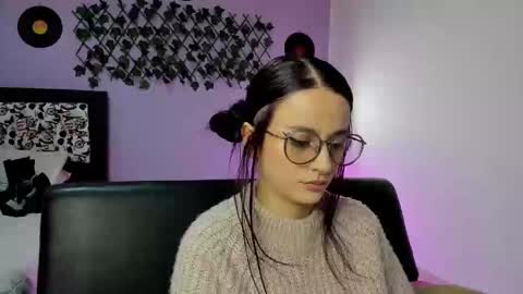 kassandra james online show from December 2024 12:09:01 AM