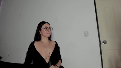 kassandra james online show from March 2025 11:49:02 PM