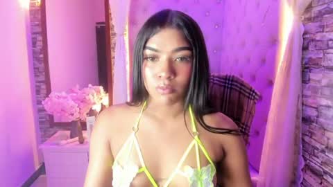 Snapshot of kassy_stone chatting on July 2026 04:07:01 AM kassy Stone online show from July 2026 04:07:01 AM