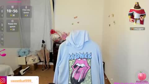 Snapshot of kat_ly_chan chatting on January 2025 06:47:01 PM Kat       online show from January 2025 06:47:01 PM