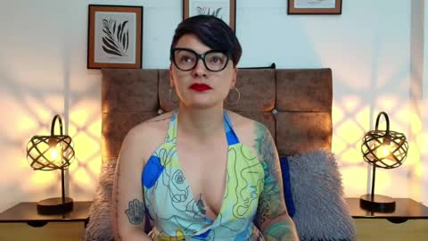 kat paradisse online show from April 2026 05:30:01 PM