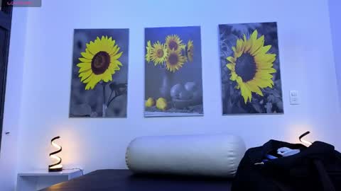 Katalina online show from April 2026 01:42:02 AM