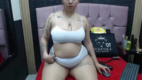 katalella_22 online show from September 2025 01:01:01 PM