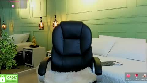 Kat online show from October 2025 11:53:02 AM