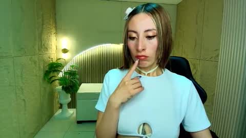 Katalina  online show from March 2026 09:09:01 PM