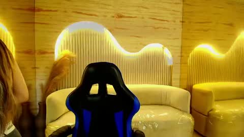 Katalina  online show from May 2026 09:45:01 PM