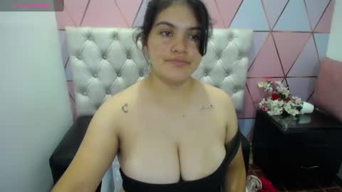 katalina santana25 online show from March 2025 09:59:02 PM