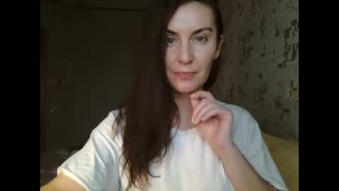 KatalinaQE online show from November 2025 10:10:02 AM