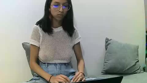 Snapshot of katalleya_jyj chatting on December 2024 05:26:01 AM Katalleya and Steban online show from December 2024 05:26:01 AM