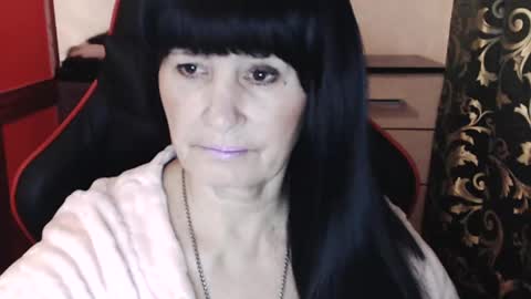 Snapshot of katarinaohdream chatting on December 2024 02:33:01 PM KatarinaOhDream online show from December 2024 02:33:01 PM