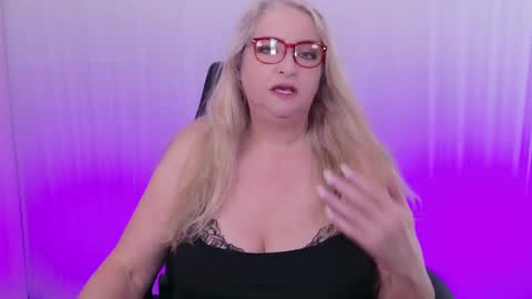 Snapshot of katdsinclair chatting on February 2025 03:19:01 PM Kat D Sinclair online show from February 2025 03:19:01 PM