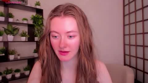 Kate online show from October 2025 02:44:01 AM