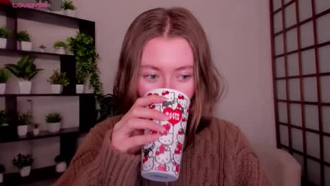 Kate online show from December 2025 02:39:01 AM