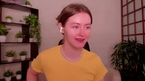 Snapshot of kate_cuddle chatting on July 2026 02:36:02 AM Kate online show from July 2026 02:36:02 AM