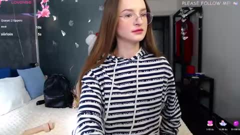 Snapshot of kate_jonson chatting on May 2026 07:04:02 AM .Be kind and gentle with me and I will do my best for you. online show from May 2026 07:04:02 AM