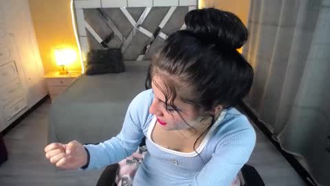 Snapshot of kate_lawrence_ chatting on February 2025 09:13:02 AM kate_lawrence_ online show from February 2025 09:13:02 AM