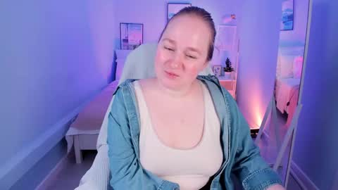 Snapshot of kate_rest chatting on May 2026 08:19:01 AM Kate Follow me dear online show from May 2026 08:19:01 AM
