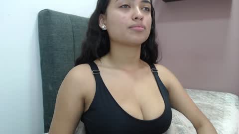 Kari online show from February 2025 04:36:01 PM