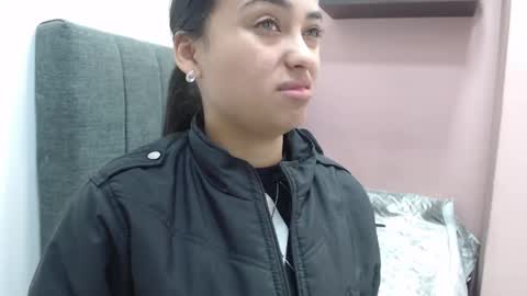 Kari online show from October 2025 01:19:01 PM