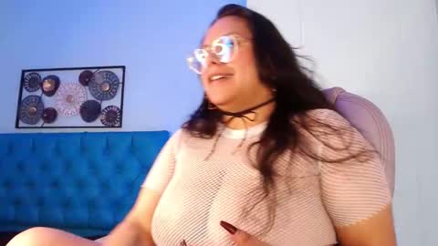 Snapshot of katelovee_ chatting on January 2026 05:27:02 PM Kate online show from January 2026 05:27:02 PM